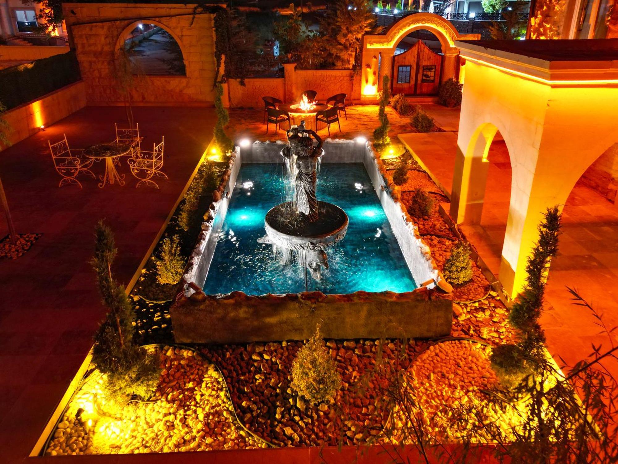 Hotel Moonlight Of Cappadocia Üçhisar Exterior foto